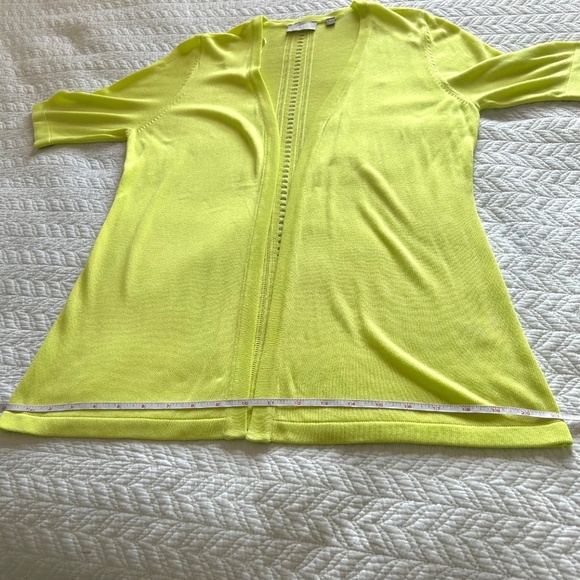 NWT CYRUS Short Sleeve Silky Knit Open Cardigan in Celery Green Size M - Picture 10 of 17